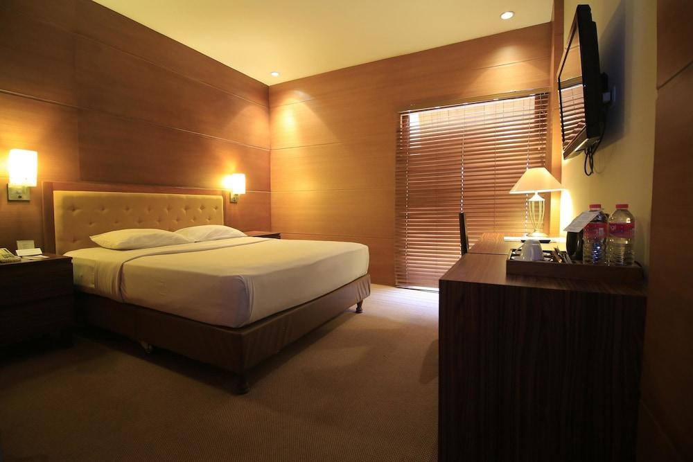 Hotel Mutiara Malioboro Yogyakarta Esterno foto