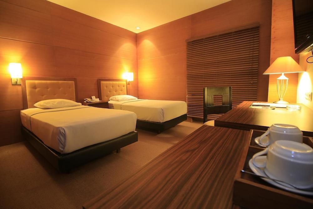Hotel Mutiara Malioboro Yogyakarta Esterno foto
