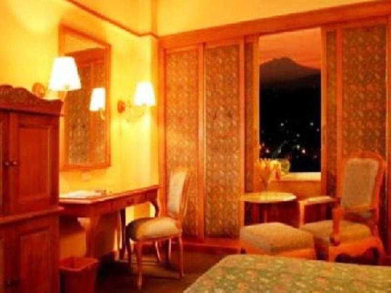 Hotel Mutiara Malioboro Yogyakarta Esterno foto