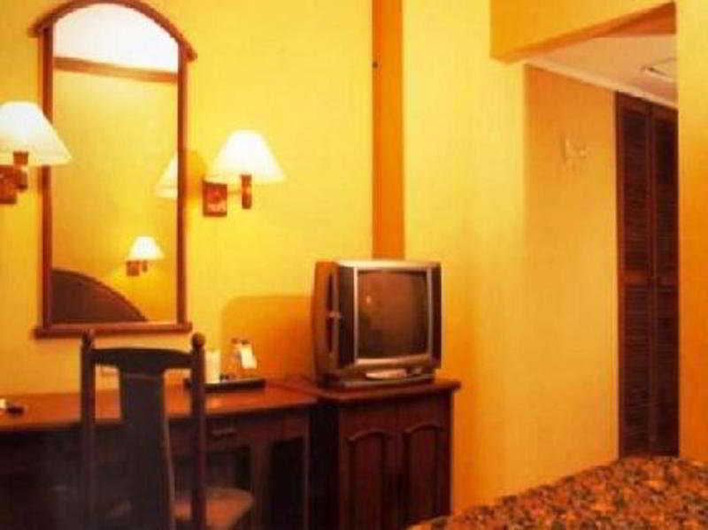 Hotel Mutiara Malioboro Yogyakarta Esterno foto