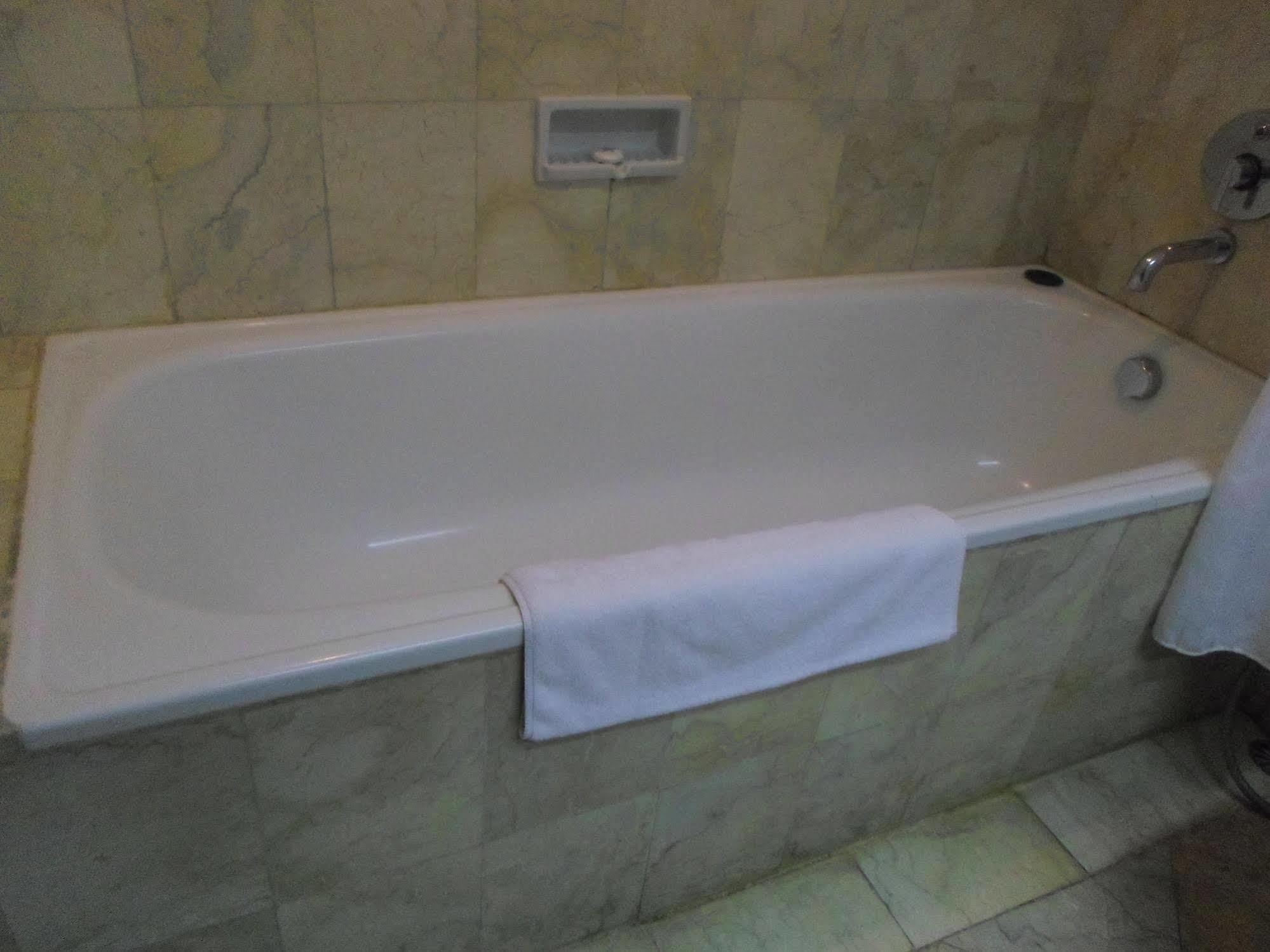 Hotel Mutiara Malioboro Yogyakarta Esterno foto