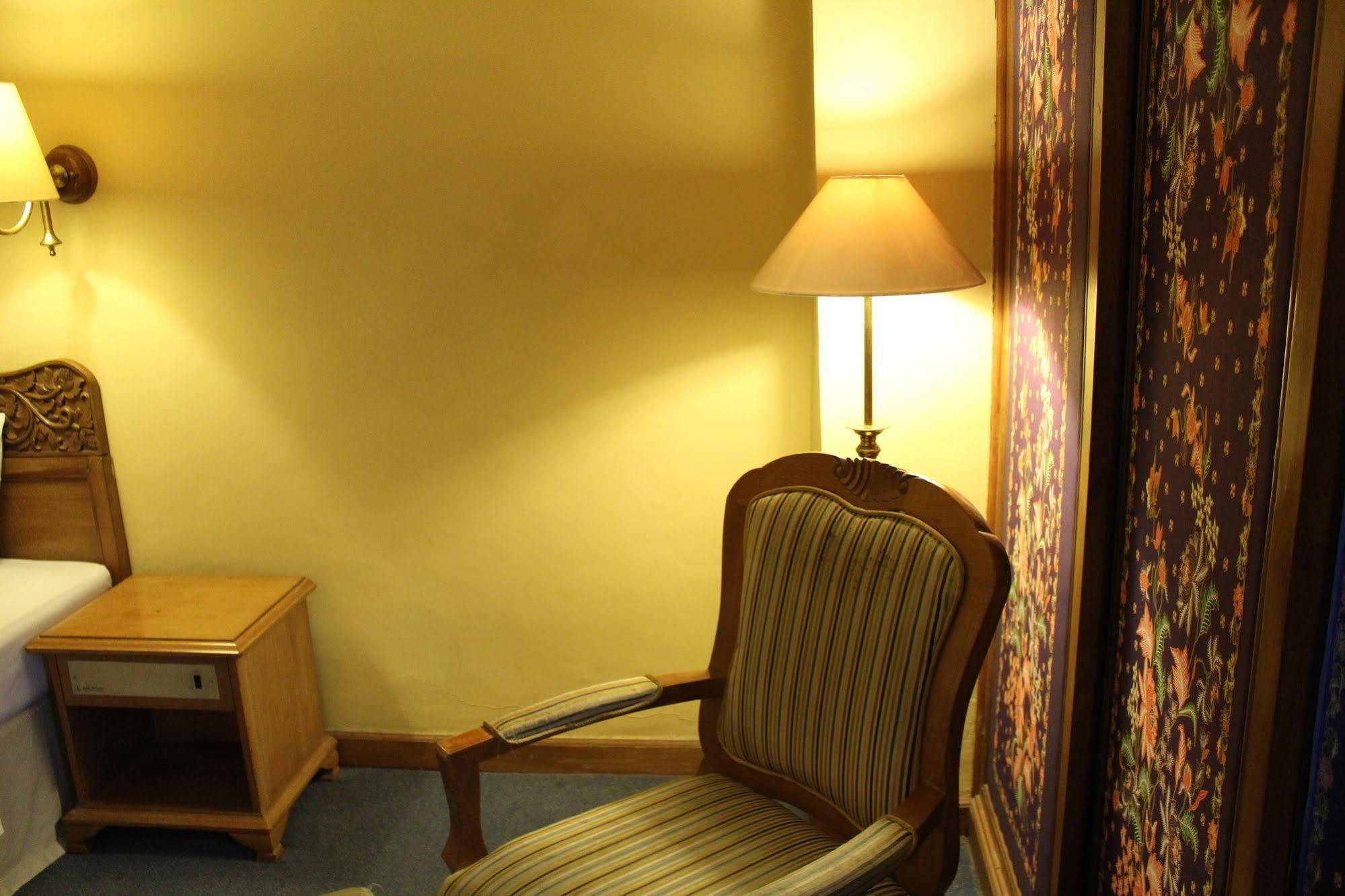 Hotel Mutiara Malioboro Yogyakarta Esterno foto